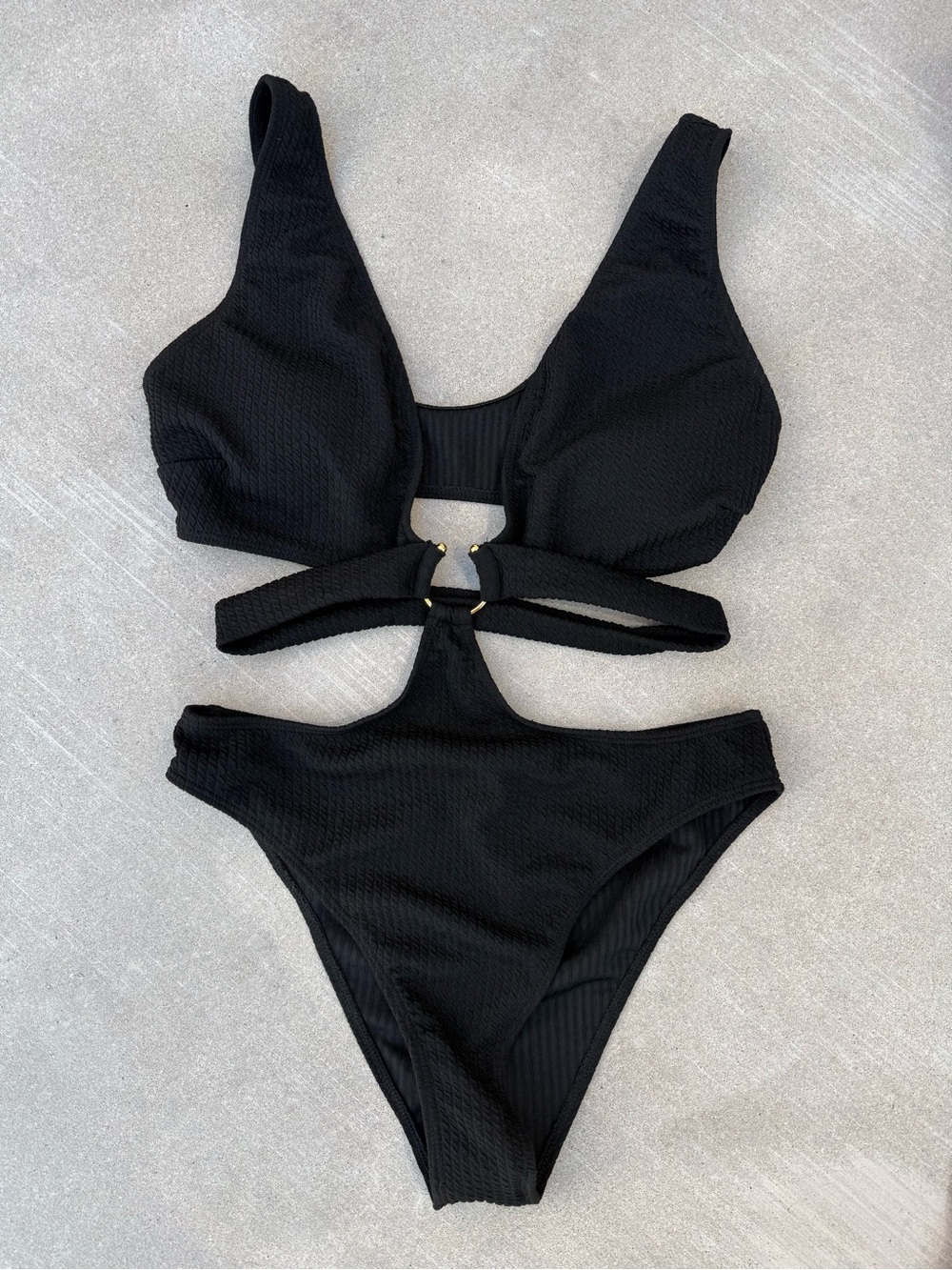SHEIN Black Textured Cutout One-Piece Swimsuit